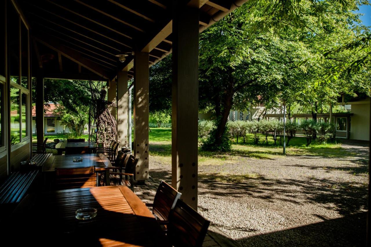 Miedzynarodowy Dom Spotkan Mlodziezy W Oswiecimiu Exterior foto